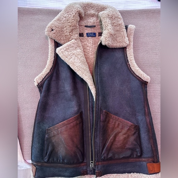 Ralph Lauren Shearling & Leather Full Zip Vest.  NWOT. Heirloom quality - Picture 8 of 13